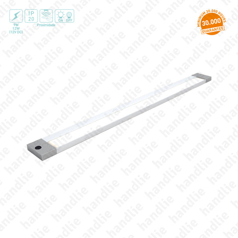 IL.104 - Foco de LED com sensor de proximidade / 12V