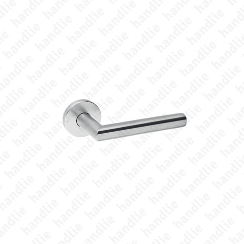 IN.00.030.RC08M - Puxador Tubular - Inox