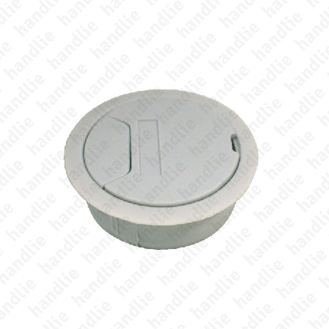 PC.363 - Passa cabos com tampa para mesas