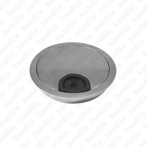 PC.364 - Passa cabos com tampa para mesas