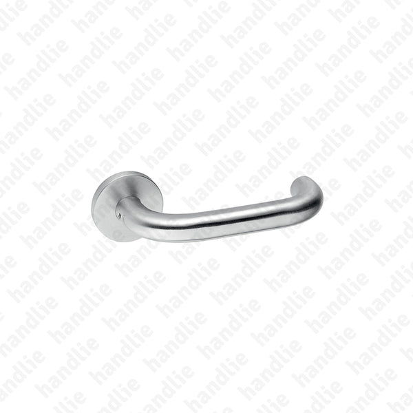 IN.00.028.B.R08M - Puxador Tubular - Inox